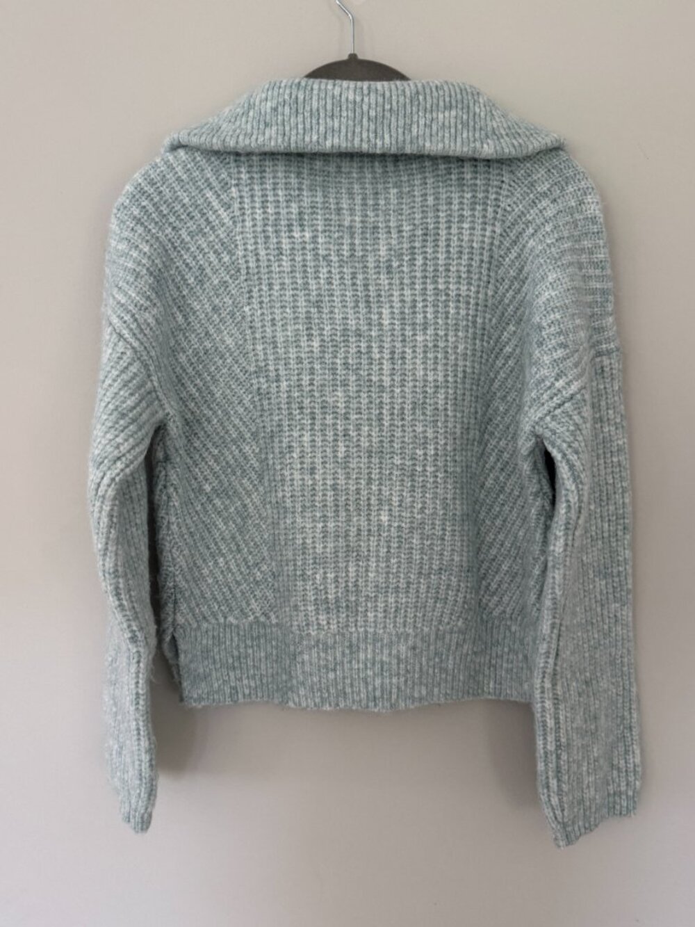 Abercrombie & Fitch light blue knit half-zip sweater XXS (NWOT) - Picture 2 of 2